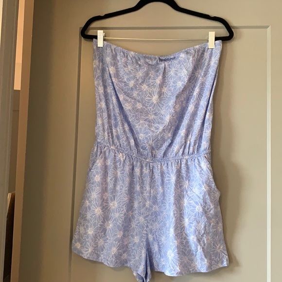 Blue & White Floral Romper - Picture 1 of 4
